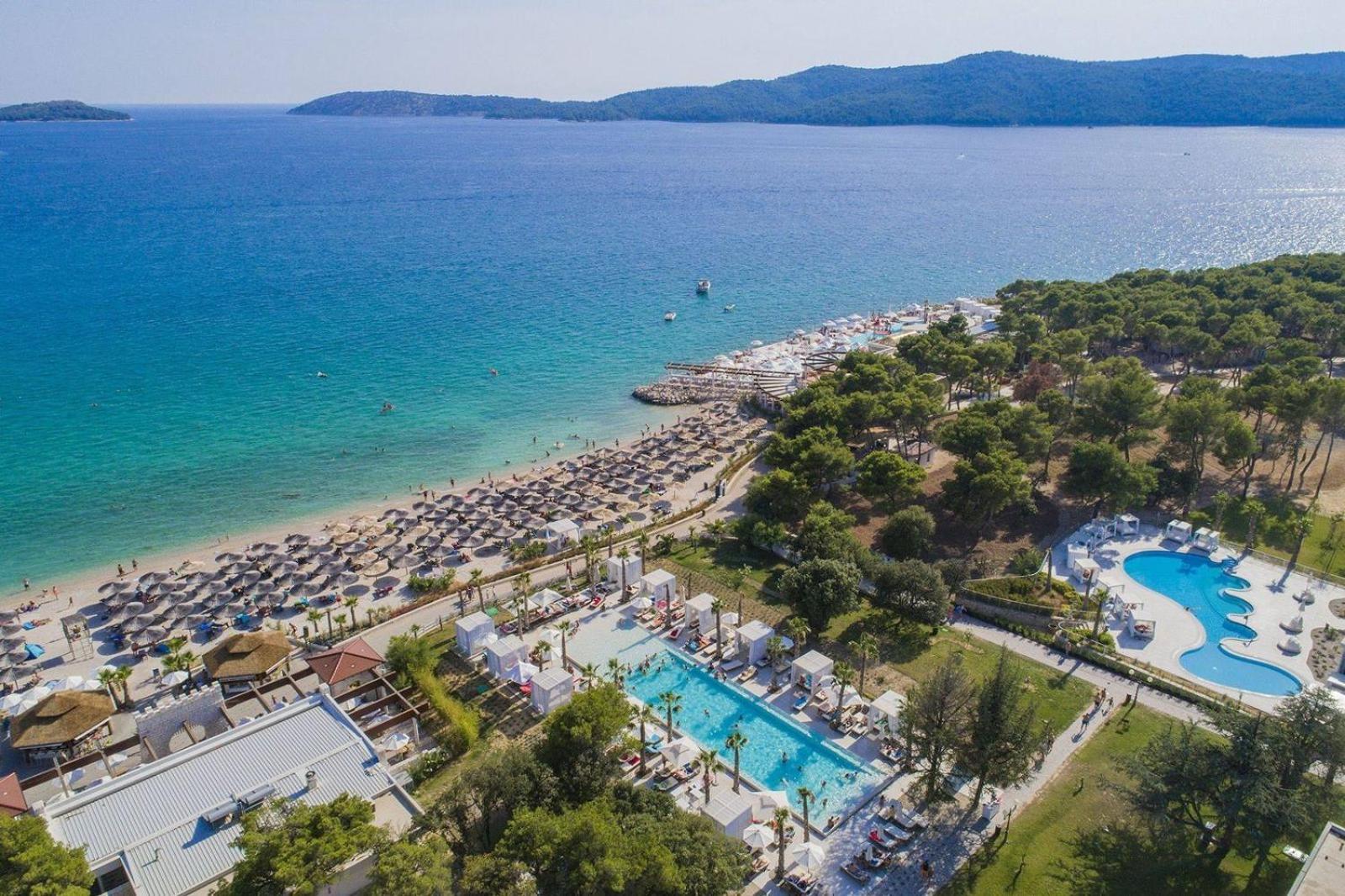 Ivana Šibenik Esterno foto